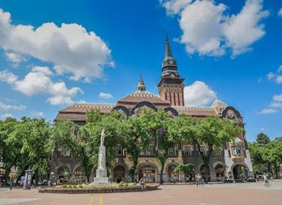 serbia/subotica/attraction/city-hall