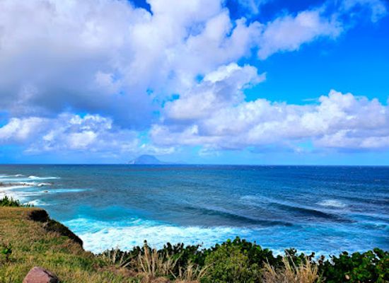 saint-kitts-and-nevis/frigate-bay/attraction/black-rocks-memories