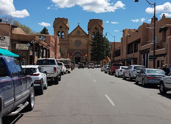 new-mexico/santa-fe/downtown-santa-fe/attraction/the-cathedral-basilica-of-st-francis-of-assisi