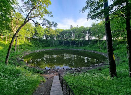 estonia/saare-county/attraction/kaali-kraater