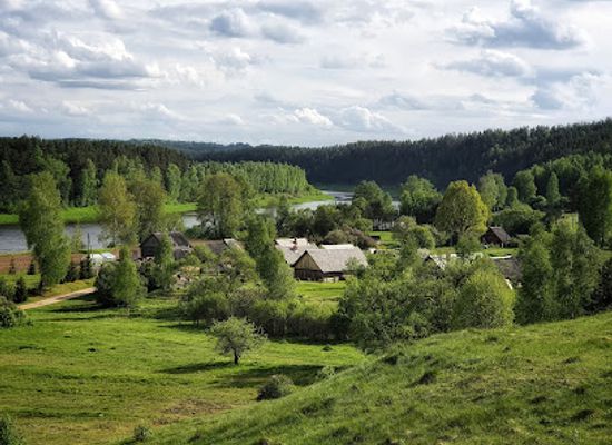 latvia/latgale/attraction/slutisku-vecticibnieku-lauku-seta