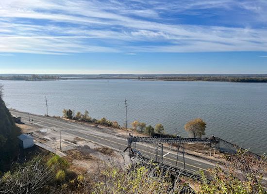 illinois/great-river-road/attraction/riverview-park