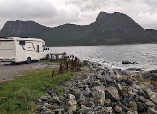 norway/senja-island/attraction/rasteplass