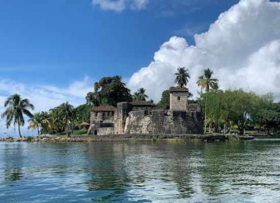 guatemala/rio-dulce/attraction/castillo-de-san-felipe-de-lara