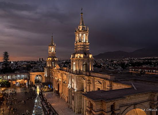 peru/arequipa-region/attraction/basilica-cathedral-of-arequipa