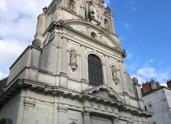 france/nantes/attraction/eglise-sainte-croix-de-nantes