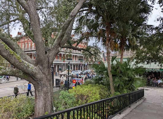 louisiana/new-orleans/french-quarter/attraction/washington-artillery-park
