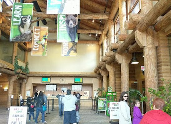 ohio/akron/downtown-akron/attraction/akron-zoo