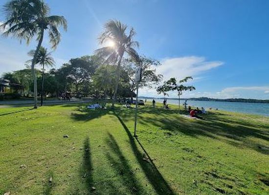 singapore/tampines/attraction/changi-beach-park