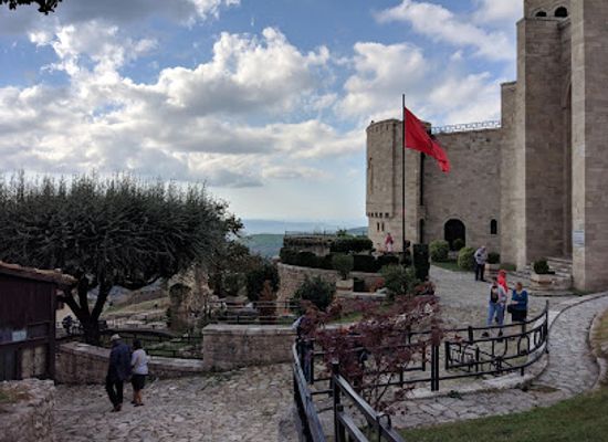 albania/kruje/attraction/hamami-i-kalase-se-krujes