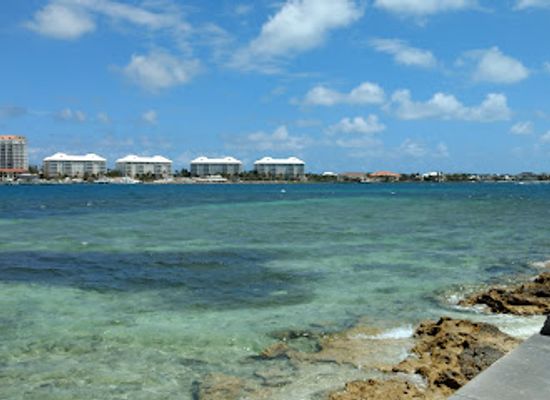the-bahamas/new-providence/attraction/fort-montague