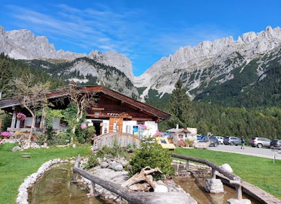 austria/kaiser-mountains/attraction/wildgehege-wochenbrunner-alm