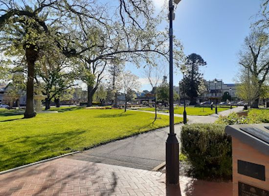 australia/central-highlands/attraction/belmore-park
