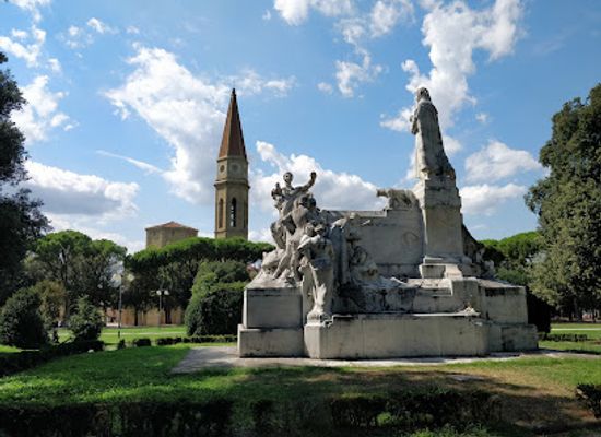 italy/arezzo/attraction/monument-of-francesco-petrarca