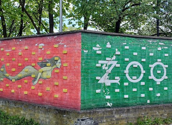 poland/masovia/attraction/mural-z-okazji-90-lecia-miejskiego-ogrodu-zoologicznego-w-warszawie