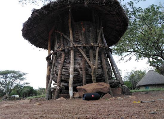 kenya/nyanza-region/attraction/thimlich-ohinga-historic-site