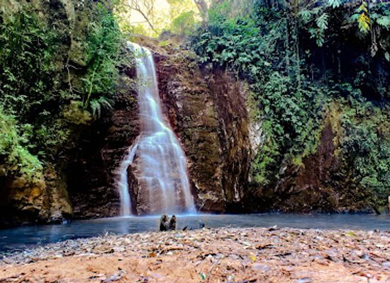 india/meghalaya/attraction/waterfall-nehu