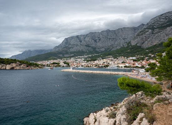 croatia/biokovo-nature-park/attraction/makarska-breakwater