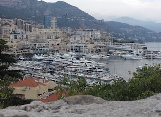 monaco/jardin-exotique/attraction/francois-grimaldi-statue