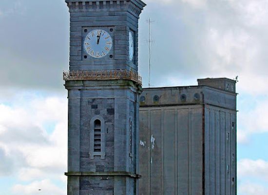 ireland/county-limerick/attraction/the-dock-clock
