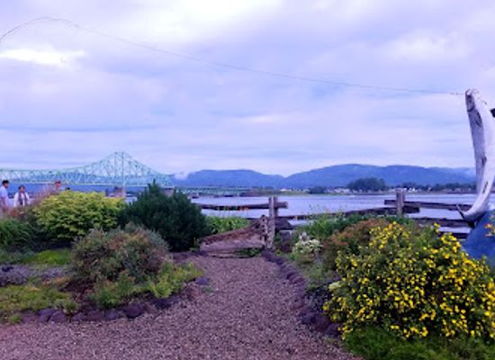 canada/acadian-peninsula/attraction/salmon-sculpture