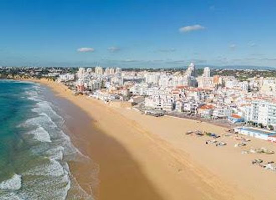 portugal/albufeira/attraction/praia-de-armacao-de-pera