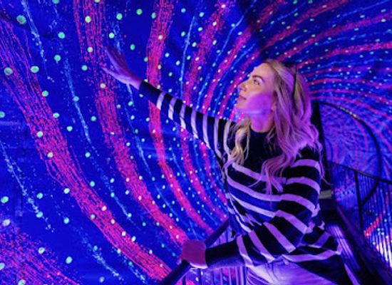 canada/montreal/old-montreal/attraction/museum-of-illusions-montreal