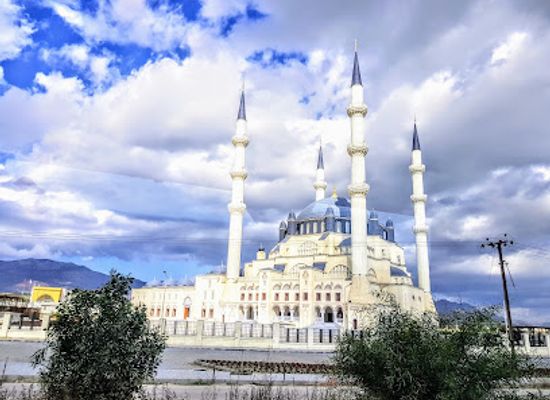 cyprus/nicosia-district/attraction/hala-sultan-camii