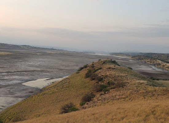 kenya/lake-magadi/attraction/okiri-s-hill