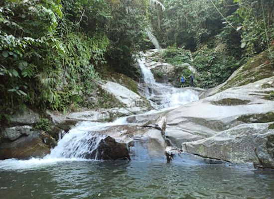 malaysia/east-coast/attraction/lepoh-waterfall