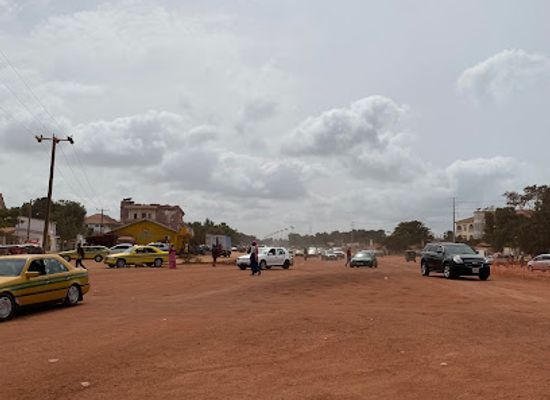 the-gambia/brikama/attraction/senegambia-road