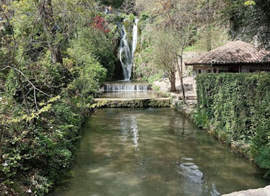 bulgaria/balchik/attraction/Vodopada-Dvortsa