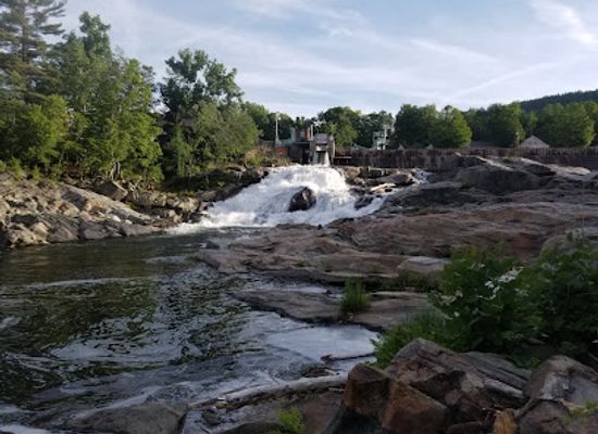 massachusetts/mohawk-trail/attraction/shelburne-falls