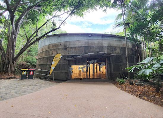 australia/cairns/attraction/tanks-arts-centre