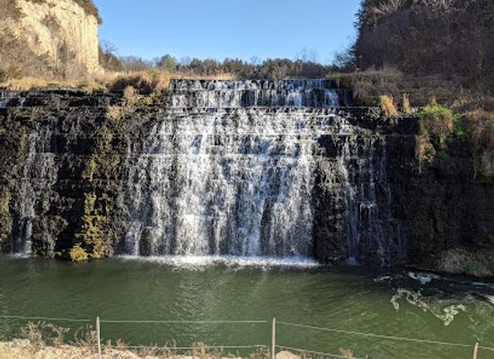 illinois/rock-river-valley/attraction/horseshoe-mound-preserve
