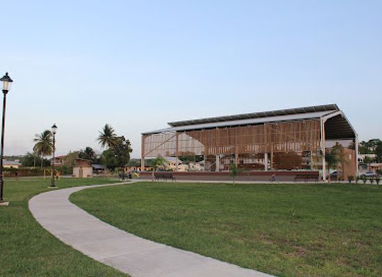 belize/mountain-pine-ridge-forest-reserve/attraction/falcon-field-park