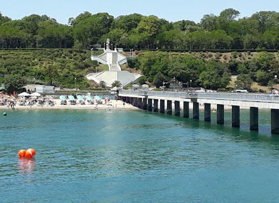 bulgaria/burgas-region/attraction/the-pier-of-burgas