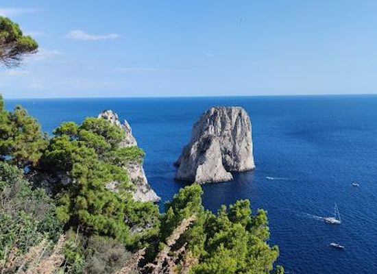 italy/capri/attraction/belvedere-tragara
