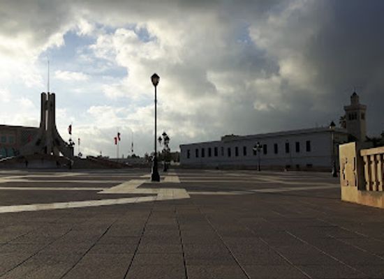 tunisia/tunis/bab-el-bhar/attraction/kasbah-square