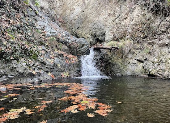 cyprus/troodos/attraction/small-waterfall