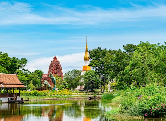 thailand/eastern-thailand/attraction/phra-that-narai-cheng-weng-sakon-nakhon-069