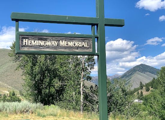 idaho/sawtooth/attraction/hemingway-memorial