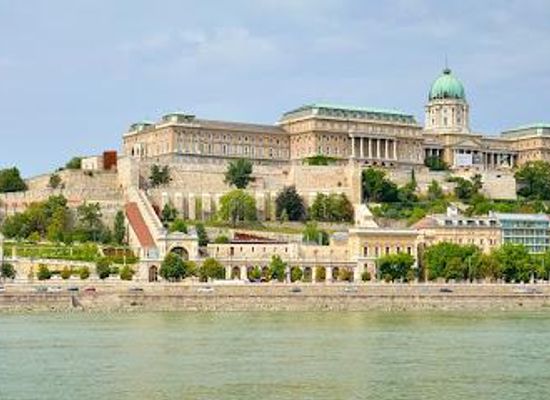 hungary/budapest/attraction/budapest-history-museum-castle-museum