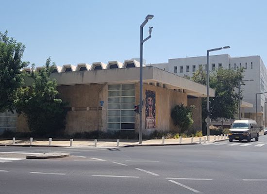 israel/tel-aviv-district/attraction/eyal-ofer-pavilion-for-contemporary-art