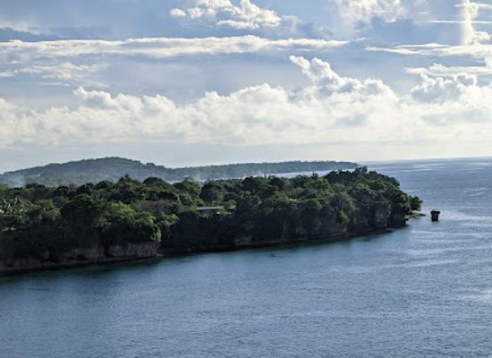vanuatu/shefa-province/attraction/fatururu-beach