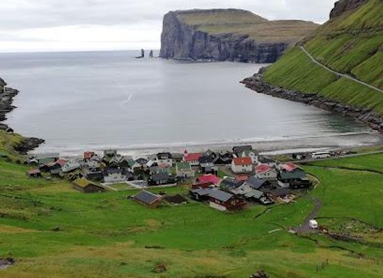 faroe-islands/hvalvik/attraction/tjornuvik