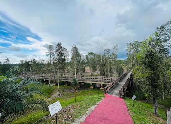 brunei/bukit-sawat/attraction/luagan-park