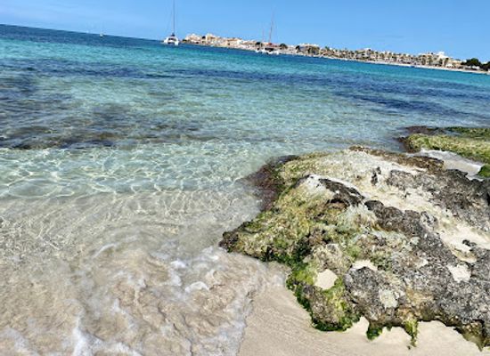 spain/balearic-islands/attraction/platja-des-carbo