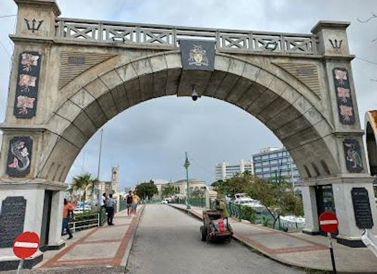 barbados/hastings/attraction/independence-arch