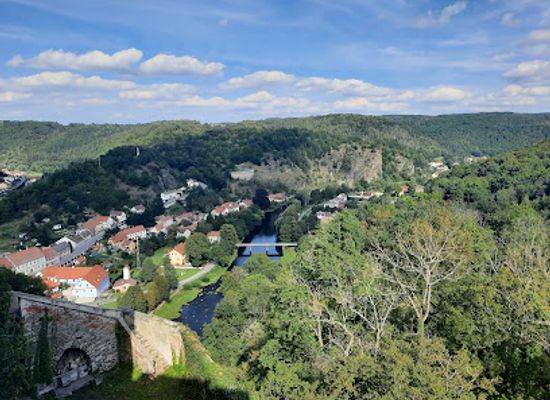 czechia/podyji-national-park/attraction/vranov-nad-dyji-chateau